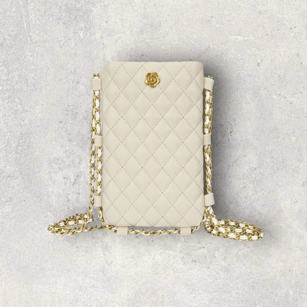 Elegant Cream Quilted Chain Bag